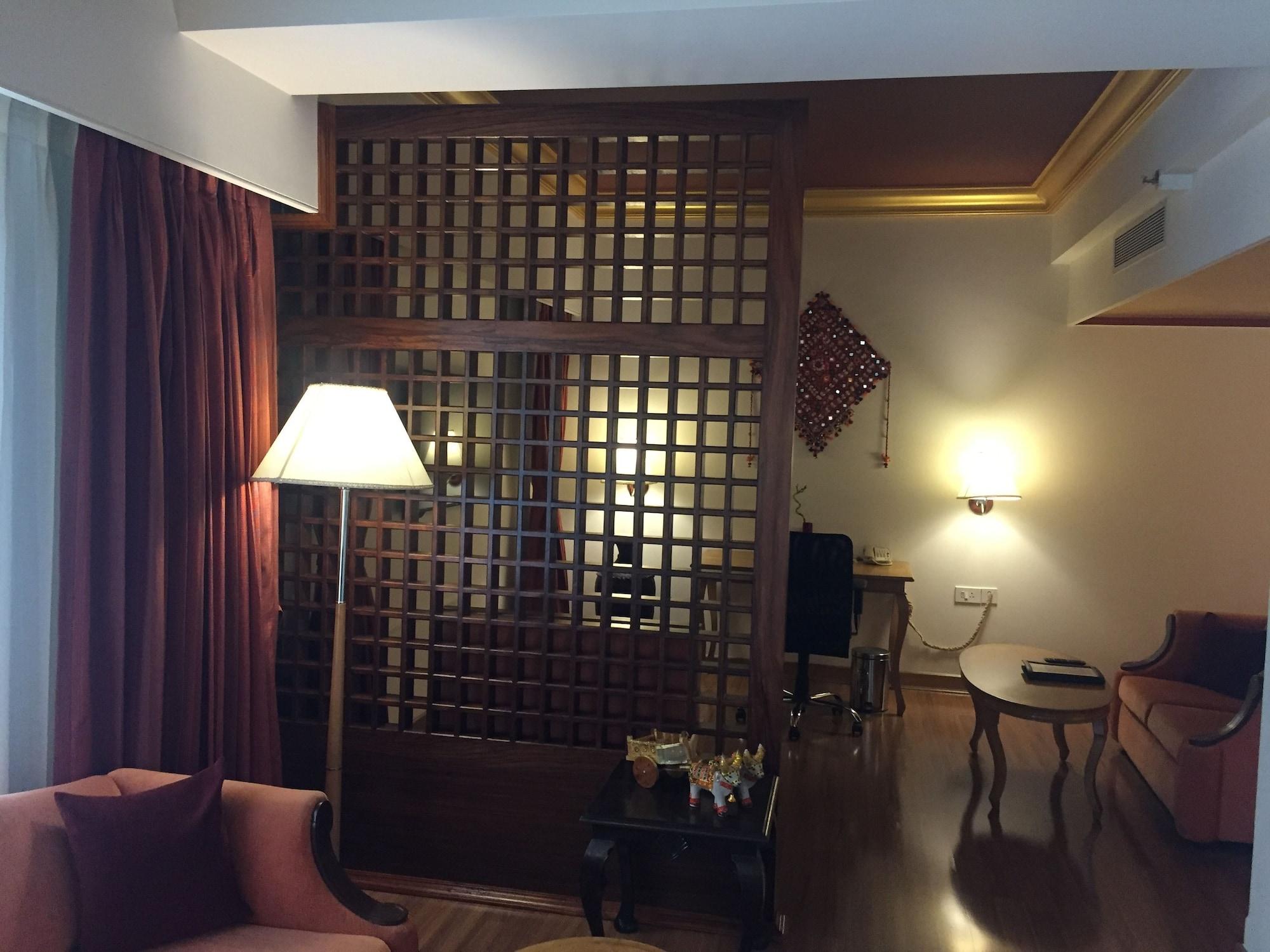 Vivanta Vadodara Exterior photo