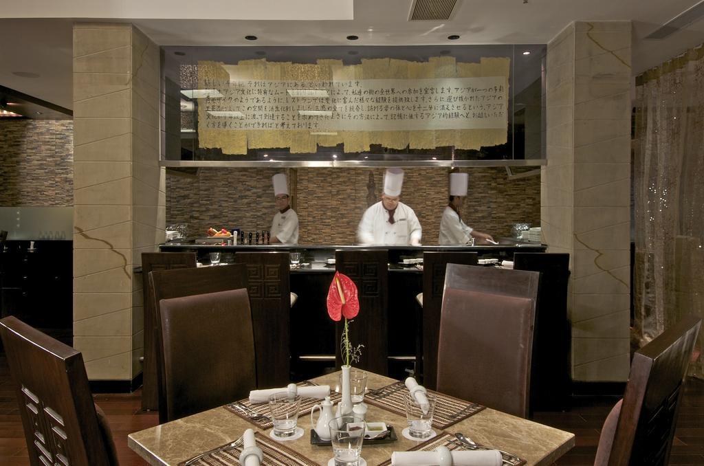 Vivanta Vadodara Exterior photo